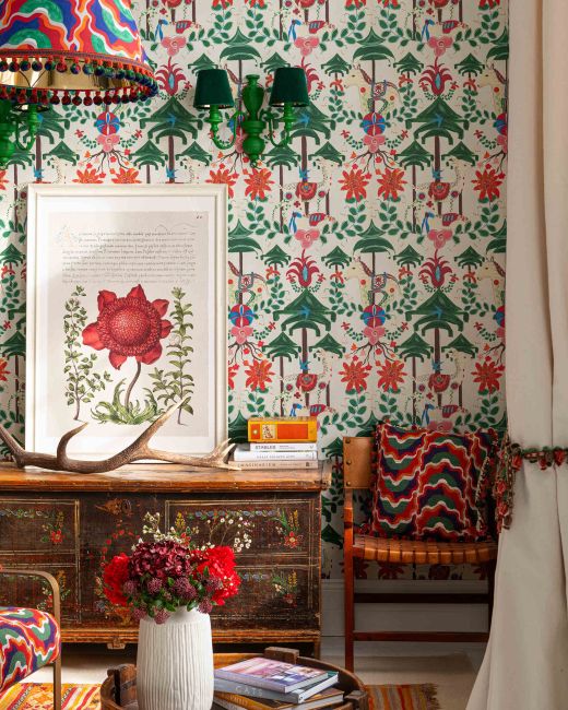 A WOODLAND TALE Cream Wallpaper