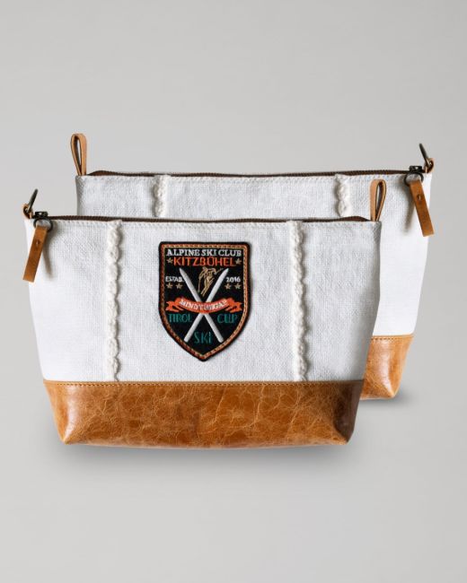 MILCHSCHAUM Pouch Bag