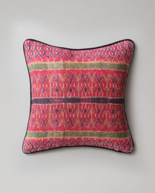 LAKAI Linen Cushion