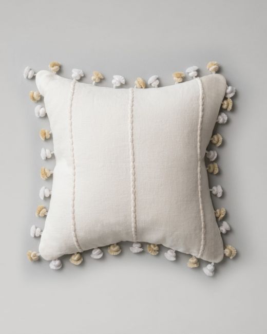 MILCHSCHAUM Cushion