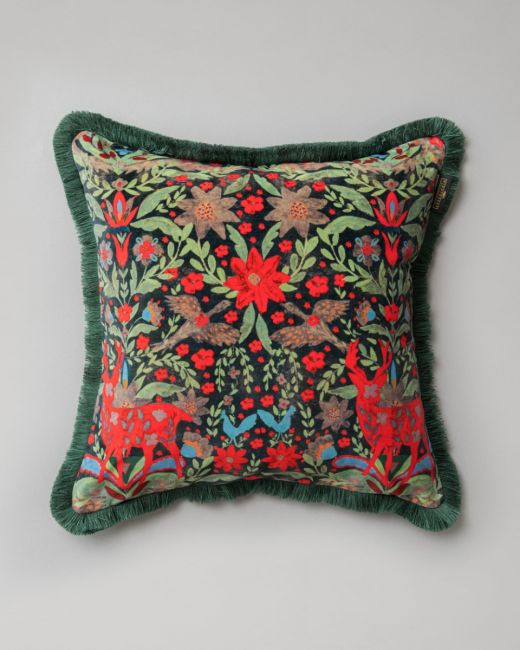 DER KÖNIG Black Velvet Cushion