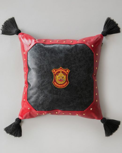 IN BOCCA AL LUPO Leather Cushion
